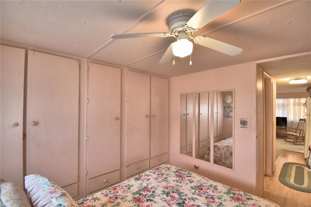 En Venta: $99,000 (1 camas, 1 baños, 768 Pies cuadrados)