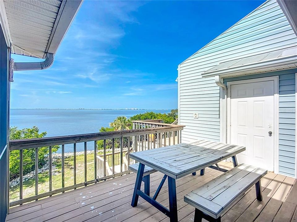 For Sale: $4,300,000 (6 beds, 0 baths, 1916 Square Feet)