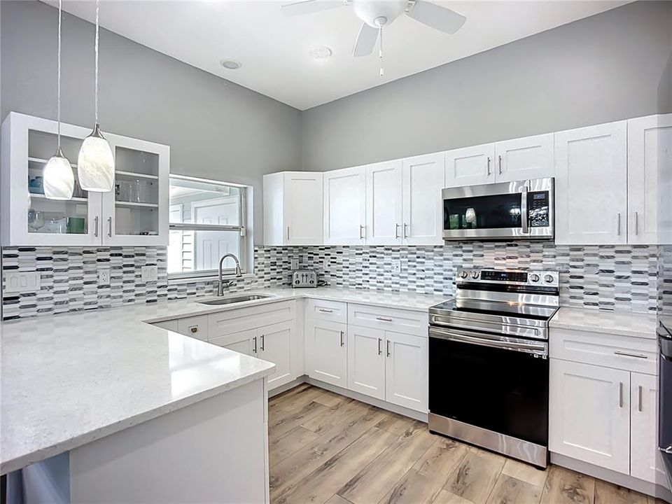 For Sale: $4,300,000 (6 beds, 0 baths, 1916 Square Feet)