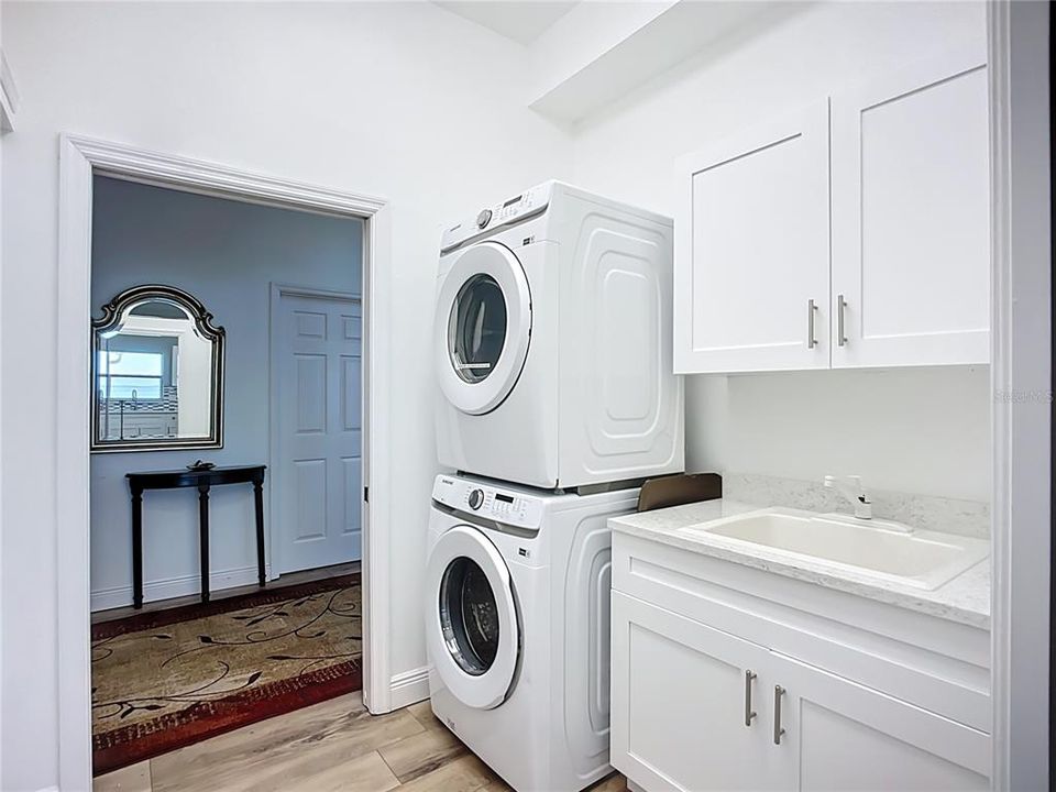 For Sale: $4,300,000 (6 beds, 0 baths, 1916 Square Feet)