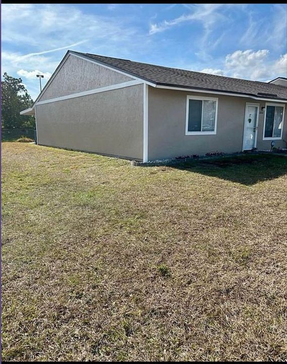 Recently Sold: $186,000 (3 beds, 2 baths, 1140 Square Feet)