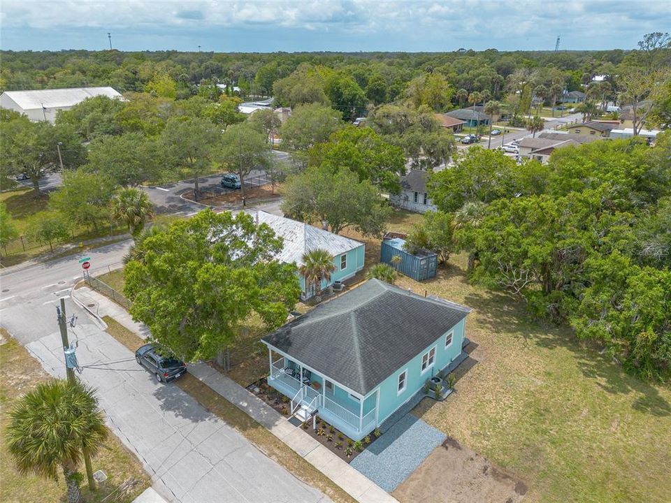 For Sale: $339,000 (0 beds, 0 baths, 952 Square Feet)