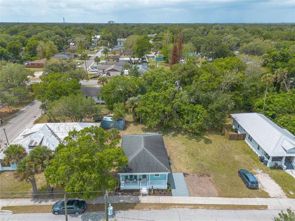 For Sale: $339,000 (0 beds, 0 baths, 952 Square Feet)