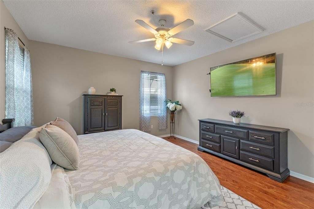 Active With Contract: $620,000 (5 beds, 3 baths, 2717 Square Feet)