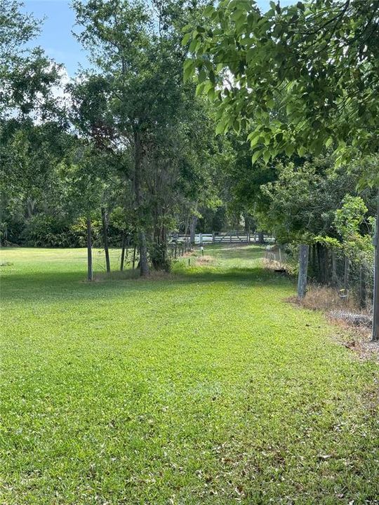 合同活跃: $210,000 (1.04 acres)