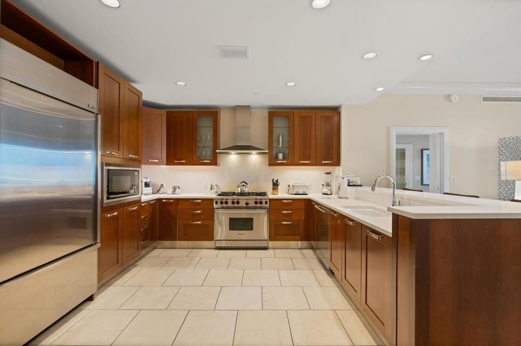 For Sale: $75,000 (4 beds, 3 baths, 2460 Square Feet)