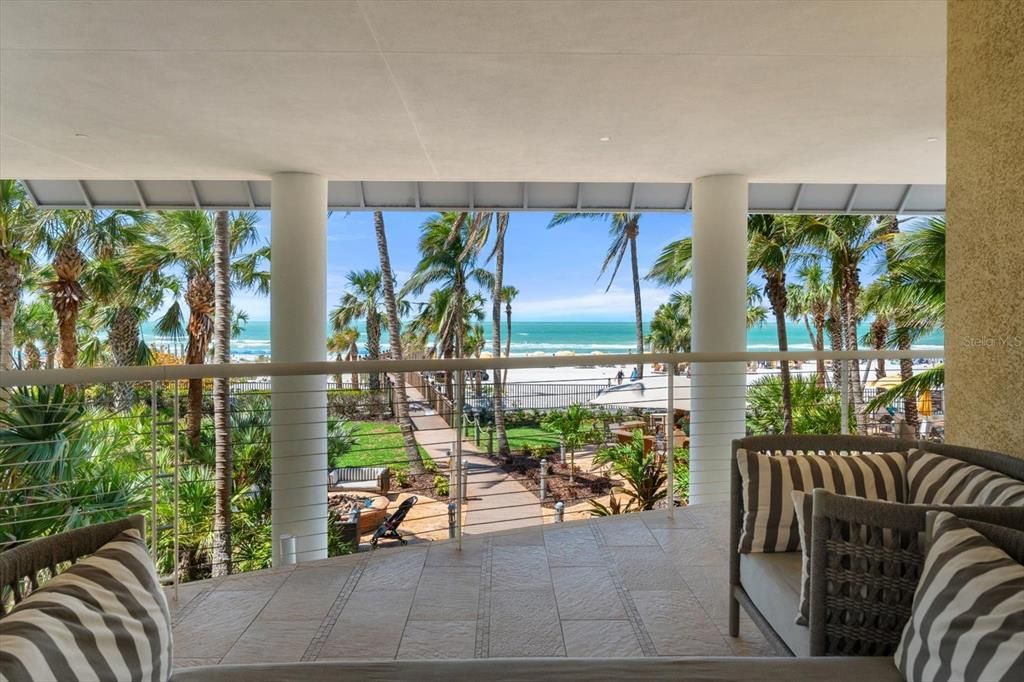 For Sale: $75,000 (4 beds, 3 baths, 2460 Square Feet)