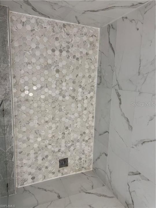 Под контрактом: $320,000 (3 спален, 2 ванн, 1458 Квадратных фут)