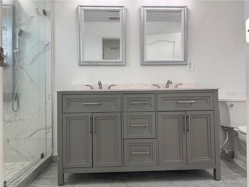 Под контрактом: $320,000 (3 спален, 2 ванн, 1458 Квадратных фут)