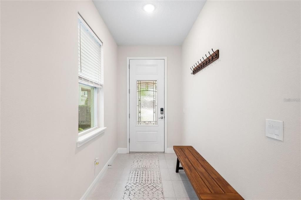 For Sale: $675,000 (5 beds, 4 baths, 2574 Square Feet)