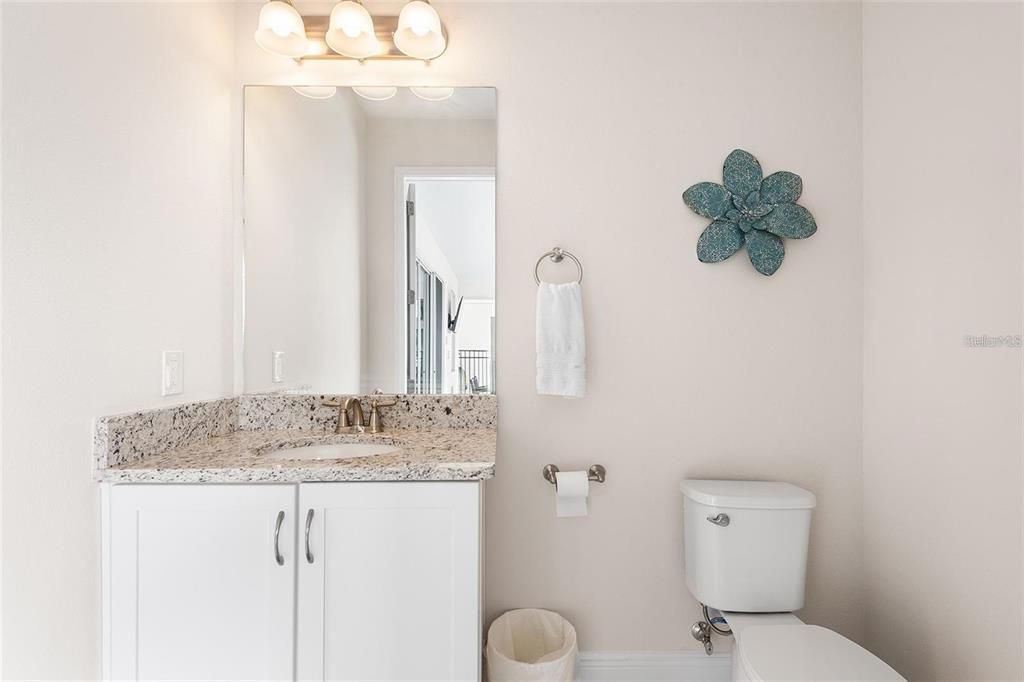 For Sale: $675,000 (5 beds, 4 baths, 2574 Square Feet)