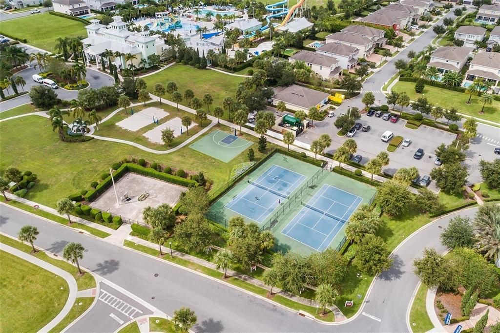 For Sale: $675,000 (5 beds, 4 baths, 2574 Square Feet)