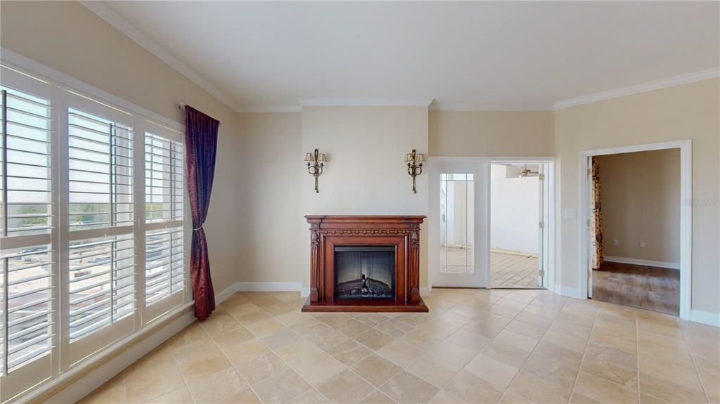 For Sale: $780,000 (3 beds, 3 baths, 1888 Square Feet)