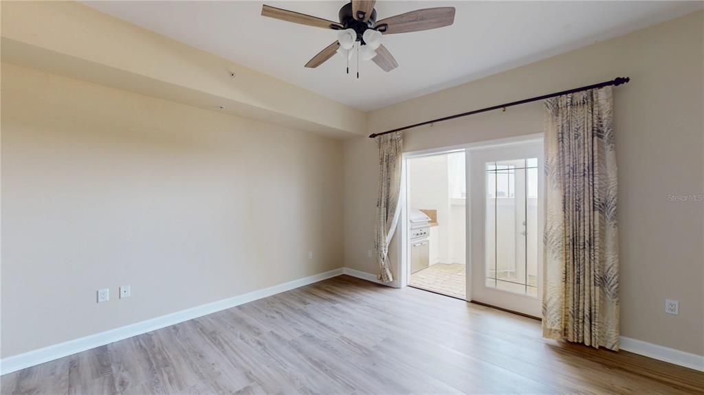 For Sale: $780,000 (3 beds, 3 baths, 1888 Square Feet)
