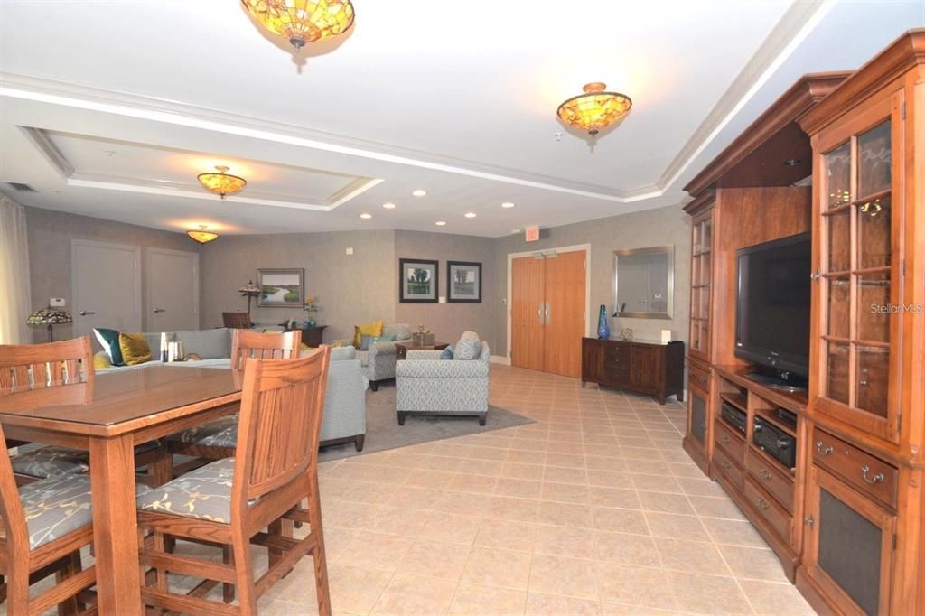 For Sale: $780,000 (3 beds, 3 baths, 1888 Square Feet)
