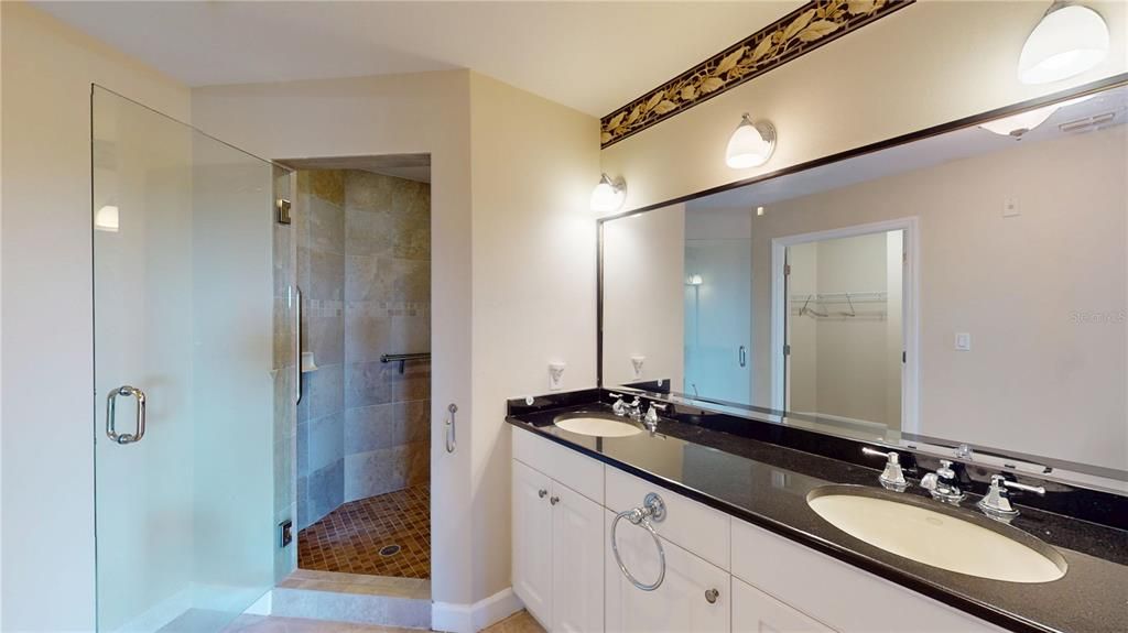 For Sale: $780,000 (3 beds, 3 baths, 1888 Square Feet)