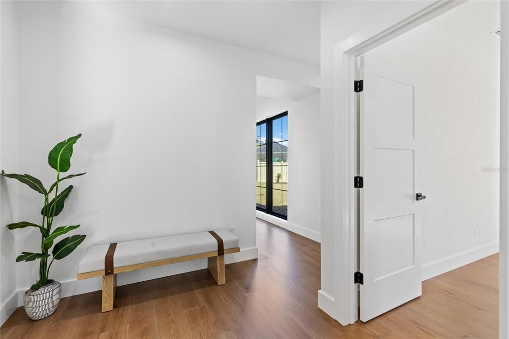 На продажу: $899,900 (5 спален, 3 ванн, 3648 Квадратных фут)