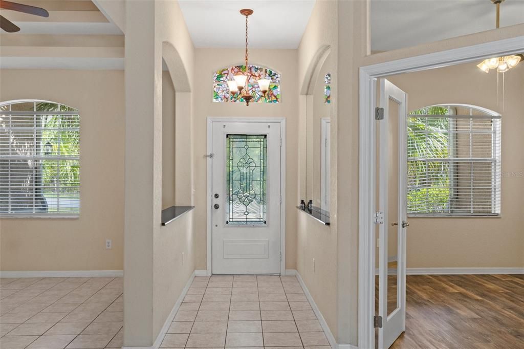 Active With Contract: $290,000 (3 beds, 2 baths, 2070 Square Feet)