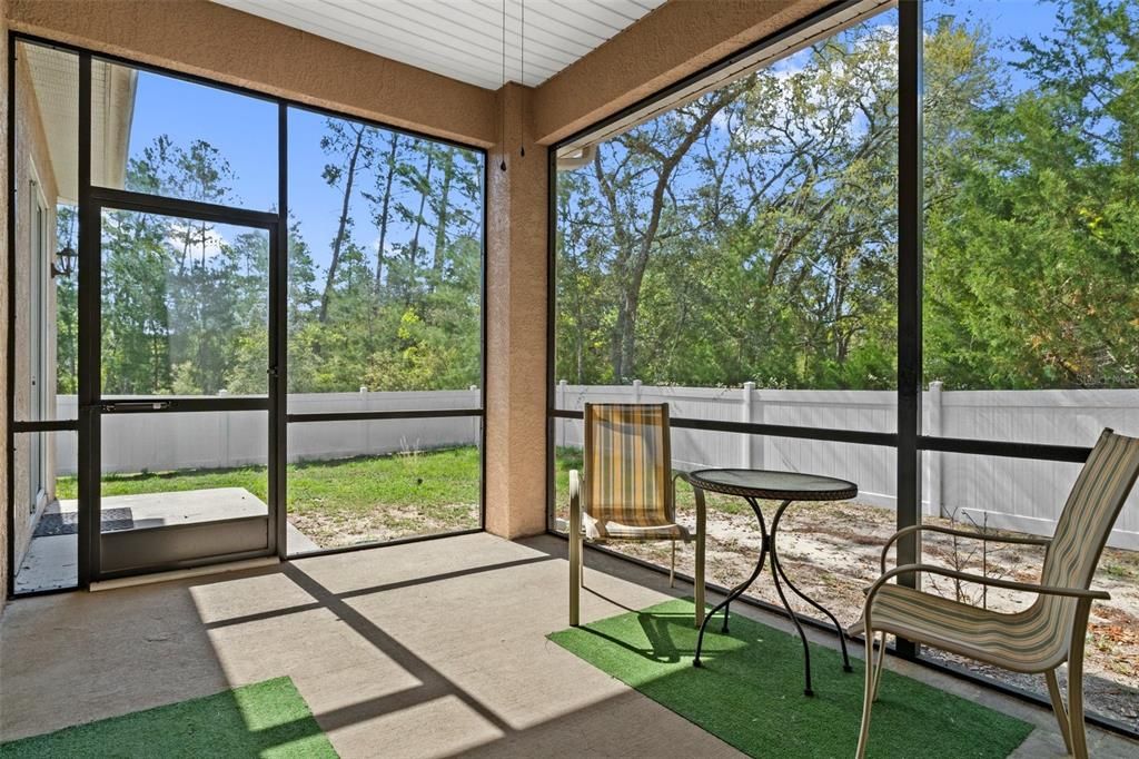 Active With Contract: $290,000 (3 beds, 2 baths, 2070 Square Feet)