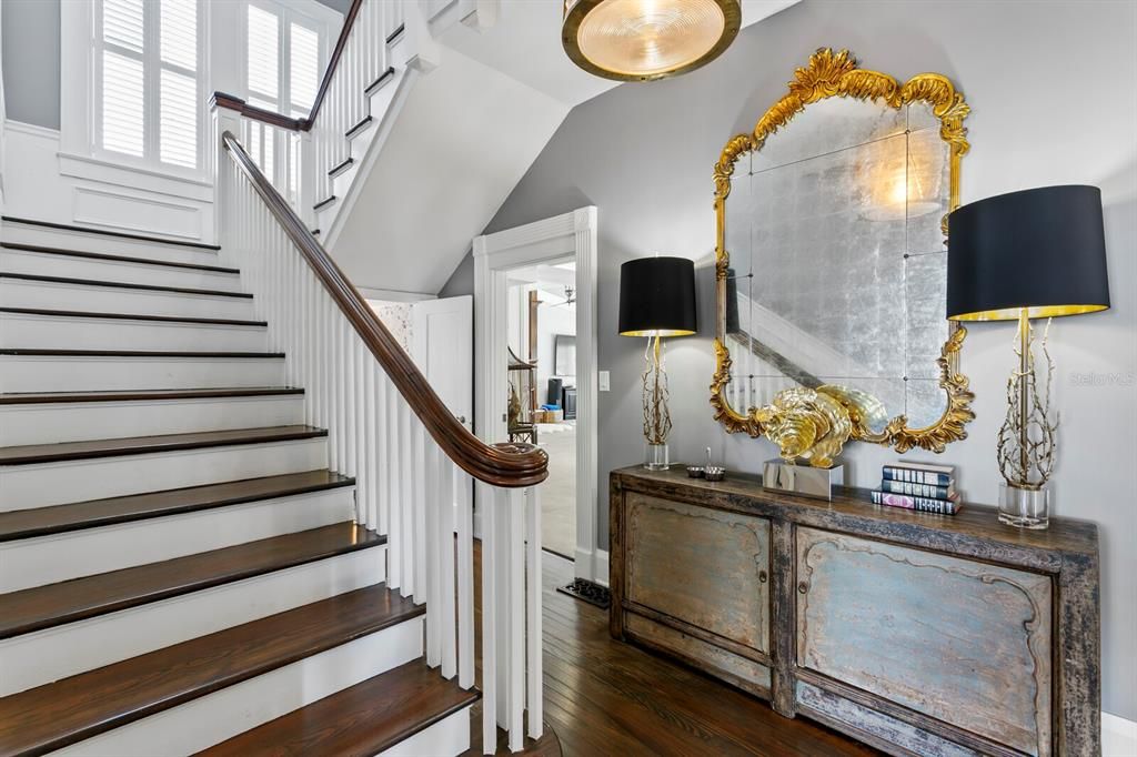 На продажу: $6,603,000 (6 спален, 5 ванн, 9978 Квадратных фут)