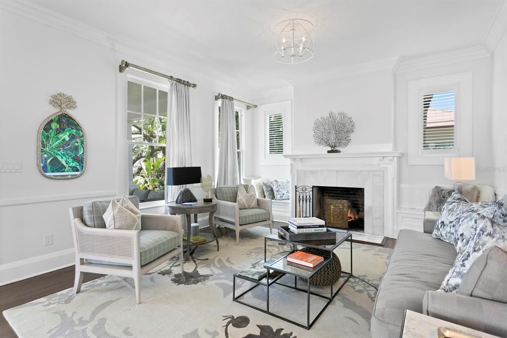 На продажу: $6,603,000 (6 спален, 5 ванн, 9978 Квадратных фут)