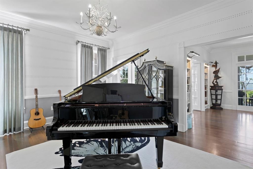 На продажу: $6,603,000 (6 спален, 5 ванн, 9978 Квадратных фут)