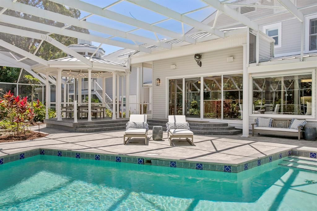 На продажу: $6,603,000 (6 спален, 5 ванн, 9978 Квадратных фут)