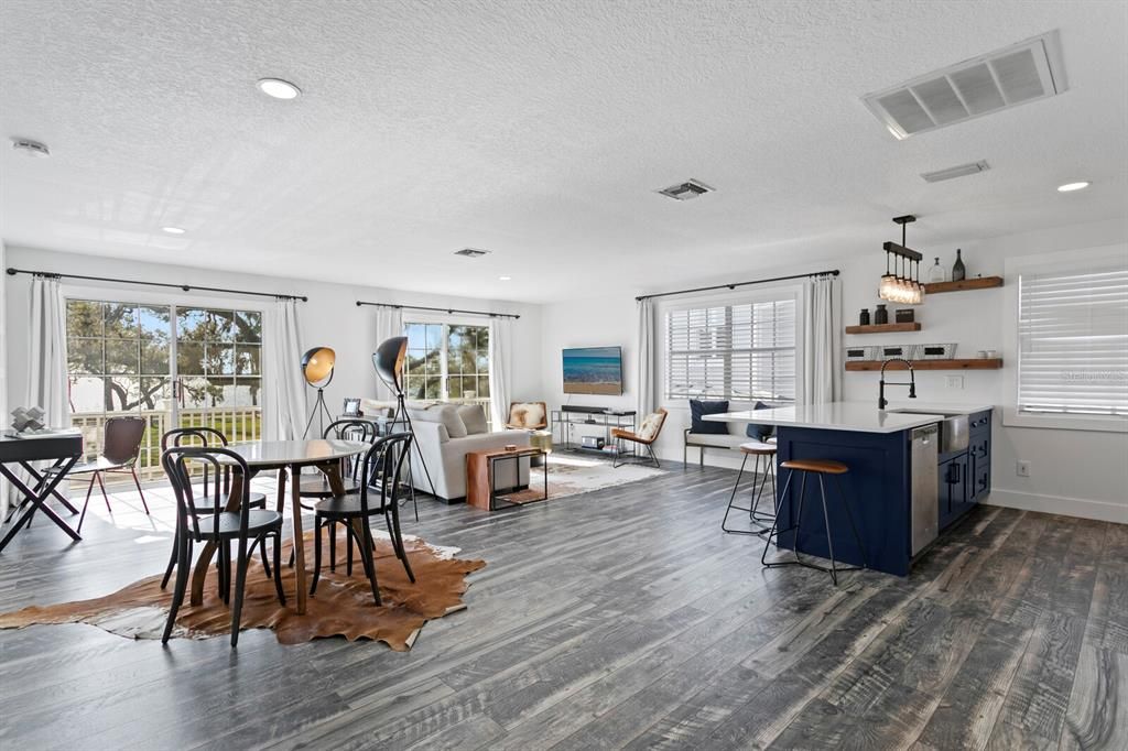 На продажу: $6,603,000 (6 спален, 5 ванн, 9978 Квадратных фут)