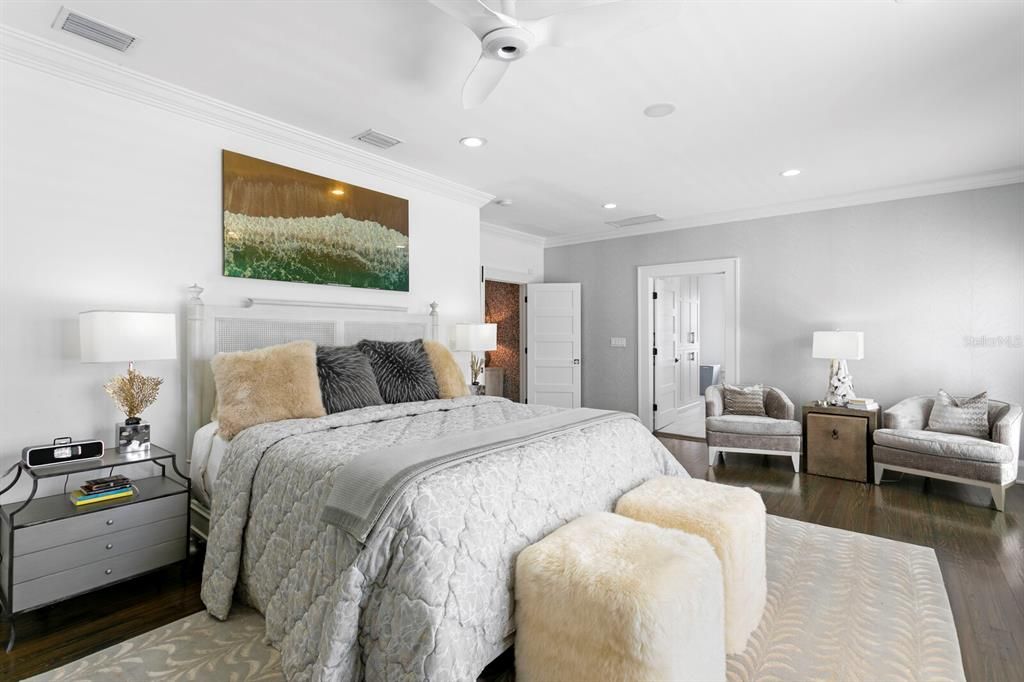 На продажу: $6,603,000 (6 спален, 5 ванн, 9978 Квадратных фут)