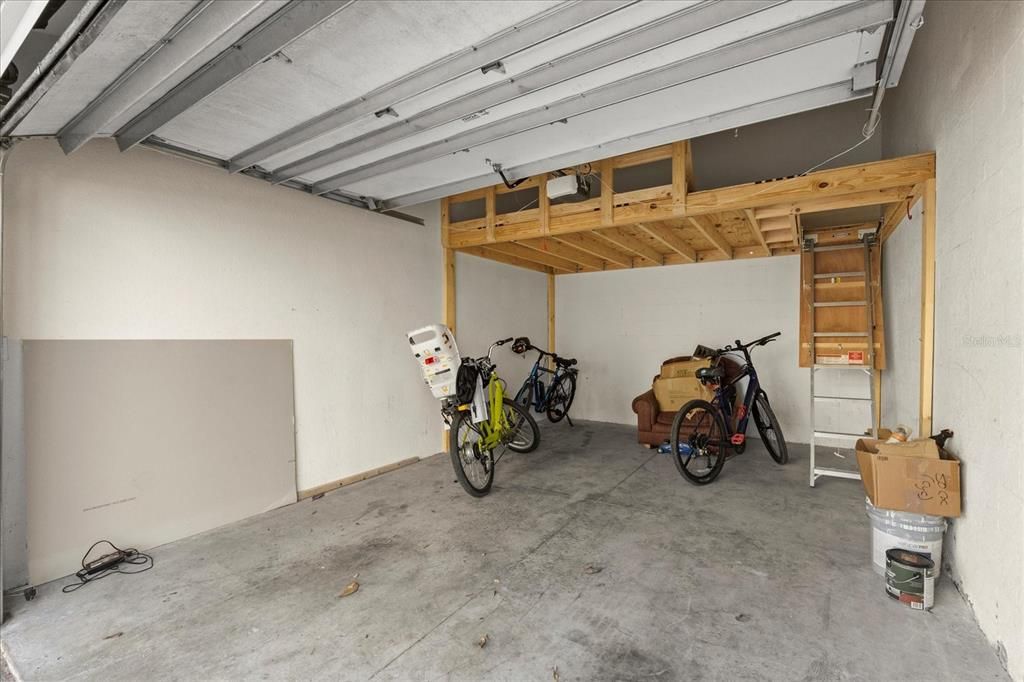 En Venta: $399,000 (3 camas, 2 baños, 1377 Pies cuadrados)