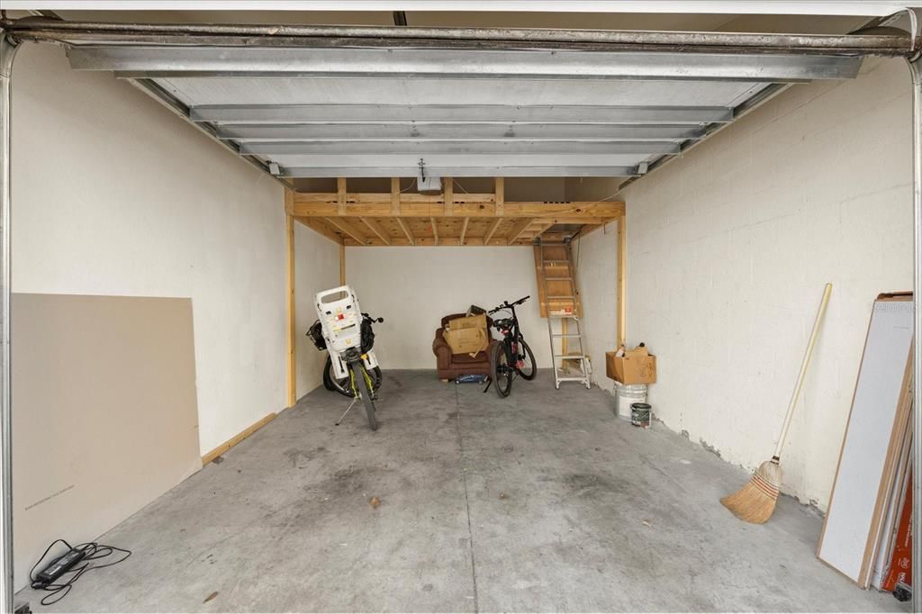 En Venta: $399,000 (3 camas, 2 baños, 1377 Pies cuadrados)