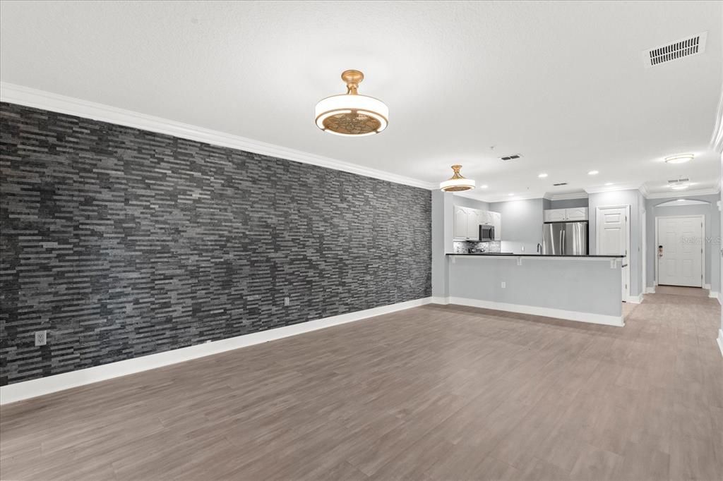 En Venta: $399,000 (3 camas, 2 baños, 1377 Pies cuadrados)