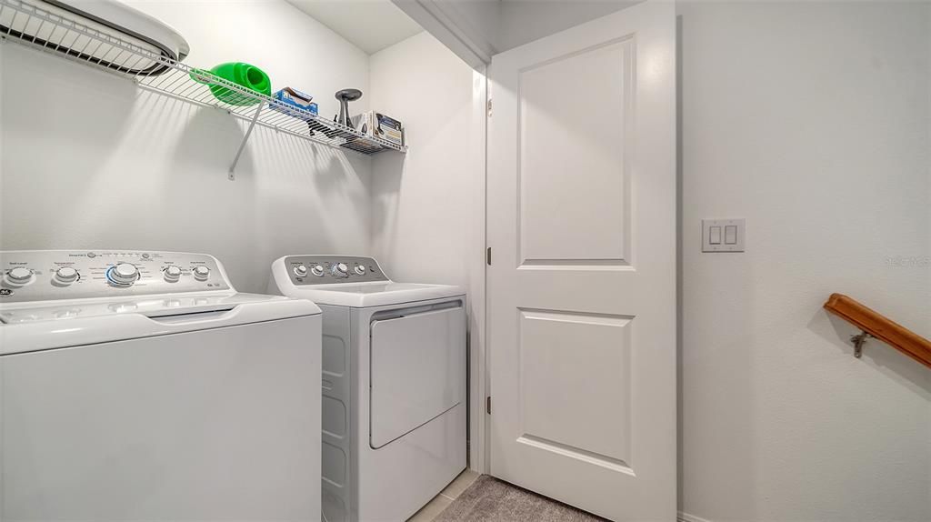 For Rent: $2,400 (3 beds, 2 baths, 1417 Square Feet)