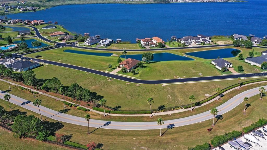 合同活跃: $59,700 (0.25 acres)