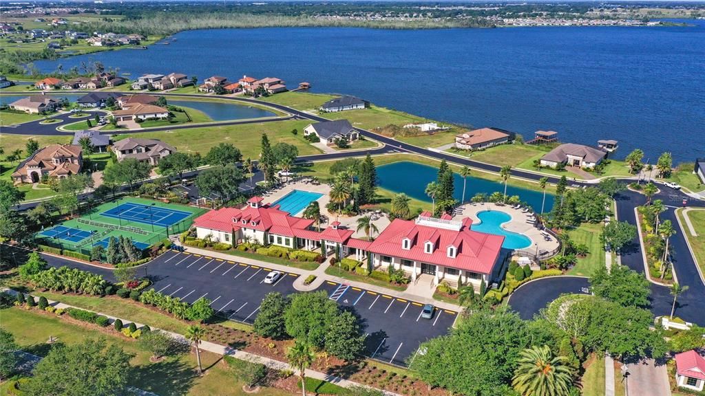 合同活跃: $59,700 (0.25 acres)