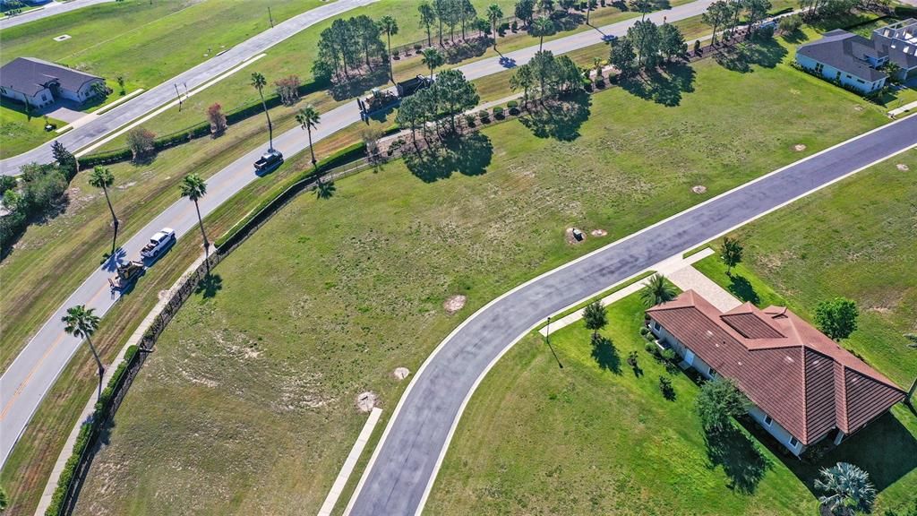 合同活跃: $59,700 (0.25 acres)