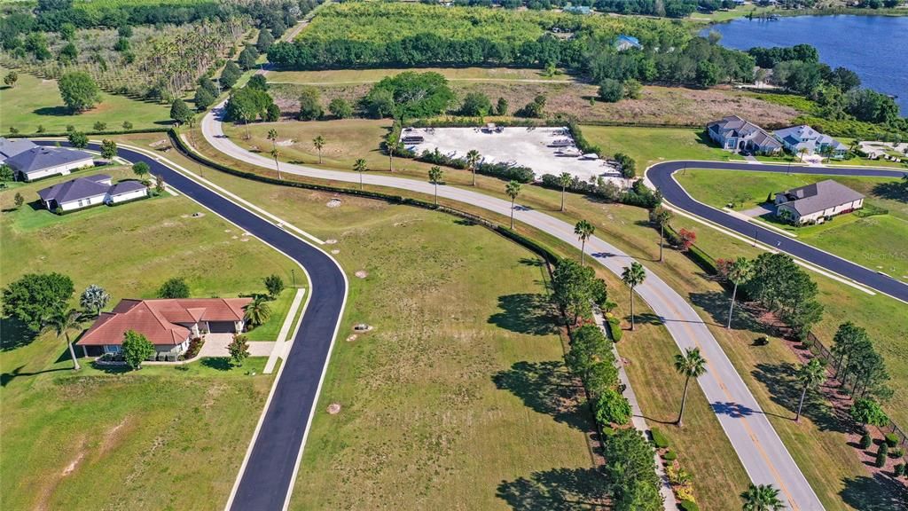 合同活跃: $59,700 (0.25 acres)