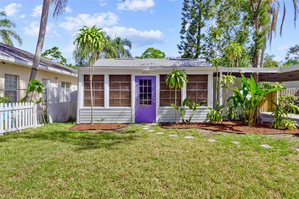 Recently Sold: $234,900 (2 beds, 1 baths, 620 Square Feet)