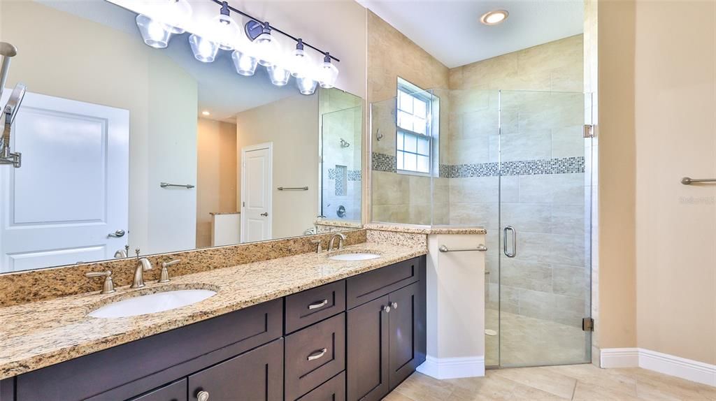 待售: $419,900 (2 贝兹, 2 浴室, 1771 平方英尺)