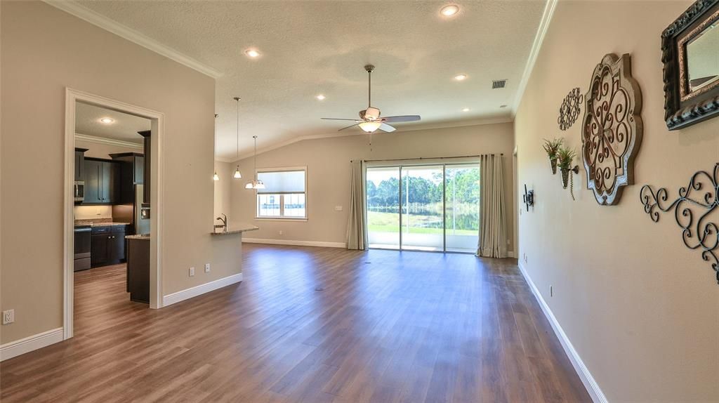 待售: $419,900 (2 贝兹, 2 浴室, 1771 平方英尺)