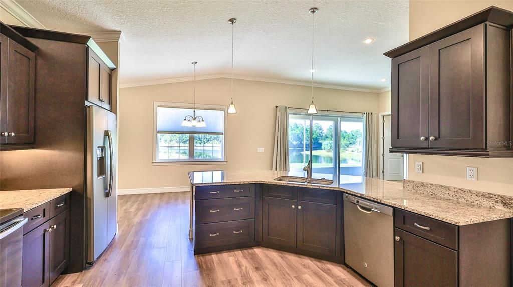 待售: $419,900 (2 贝兹, 2 浴室, 1771 平方英尺)