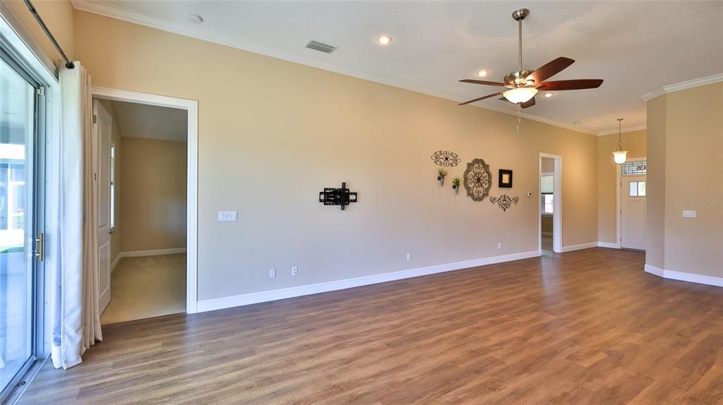 待售: $419,900 (2 贝兹, 2 浴室, 1771 平方英尺)