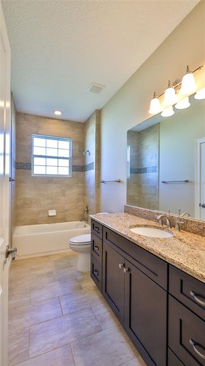 待售: $419,900 (2 贝兹, 2 浴室, 1771 平方英尺)