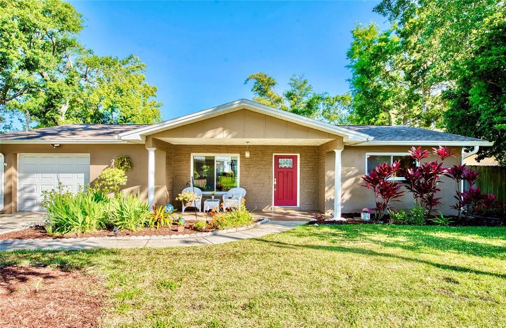 3 bedroom home on huge 10,306sf  lot w fenced back yard.