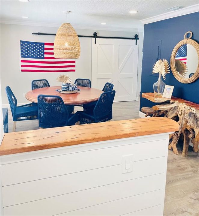 For Sale: $464,900 (3 beds, 2 baths, 1594 Square Feet)