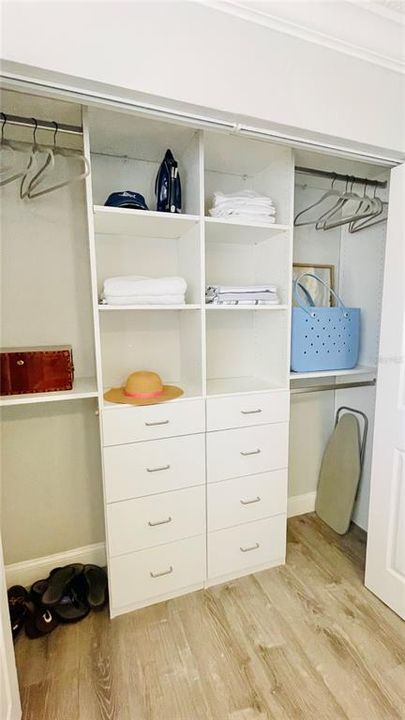 For Sale: $464,900 (3 beds, 2 baths, 1594 Square Feet)