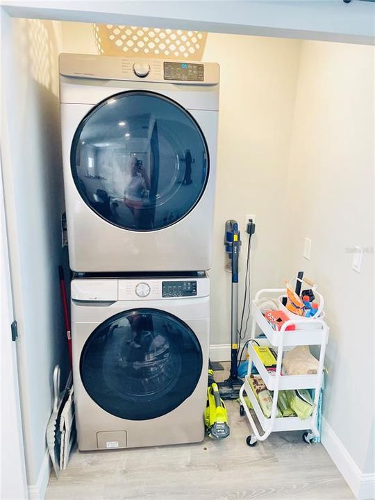 For Sale: $464,900 (3 beds, 2 baths, 1594 Square Feet)