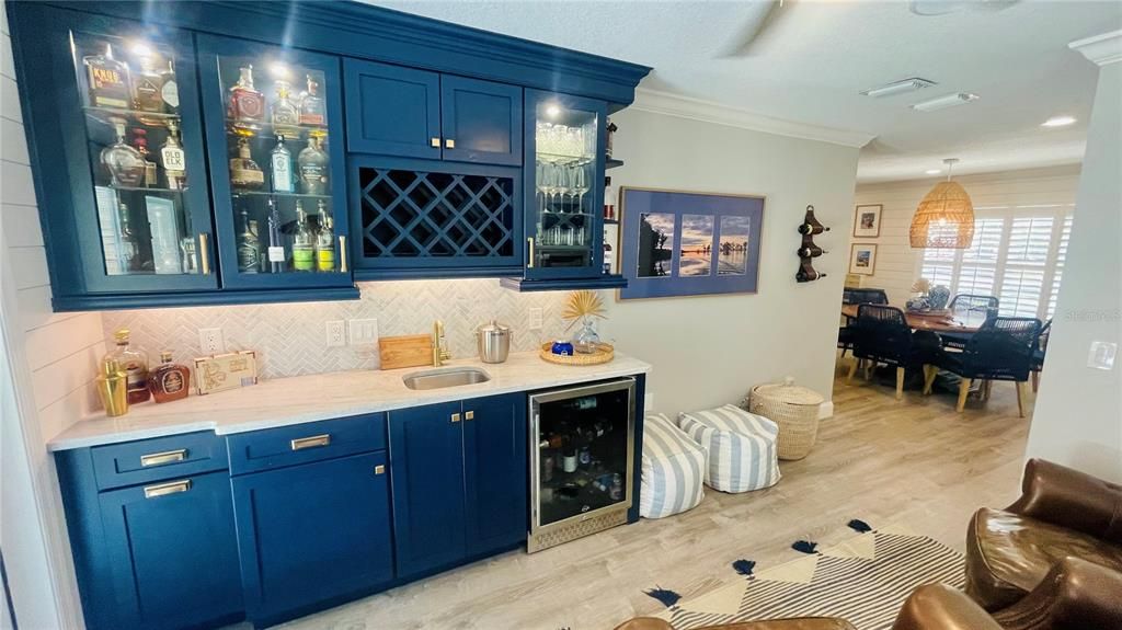 For Sale: $464,900 (3 beds, 2 baths, 1594 Square Feet)