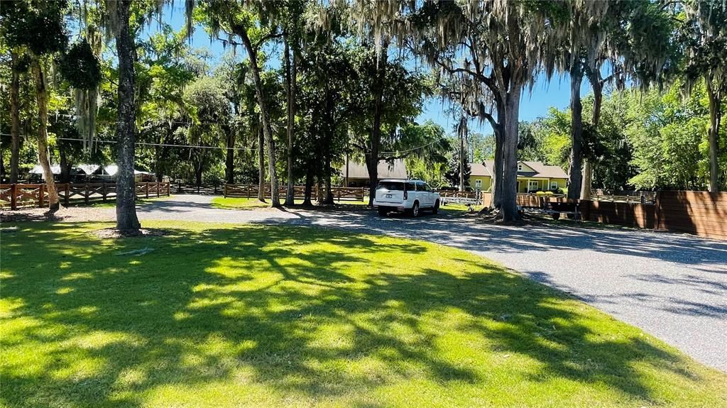 For Sale: $464,900 (3 beds, 2 baths, 1594 Square Feet)