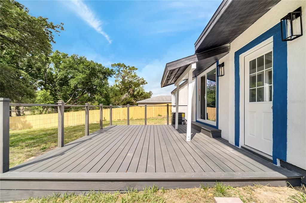 For Sale: $319,999 (3 beds, 2 baths, 1236 Square Feet)